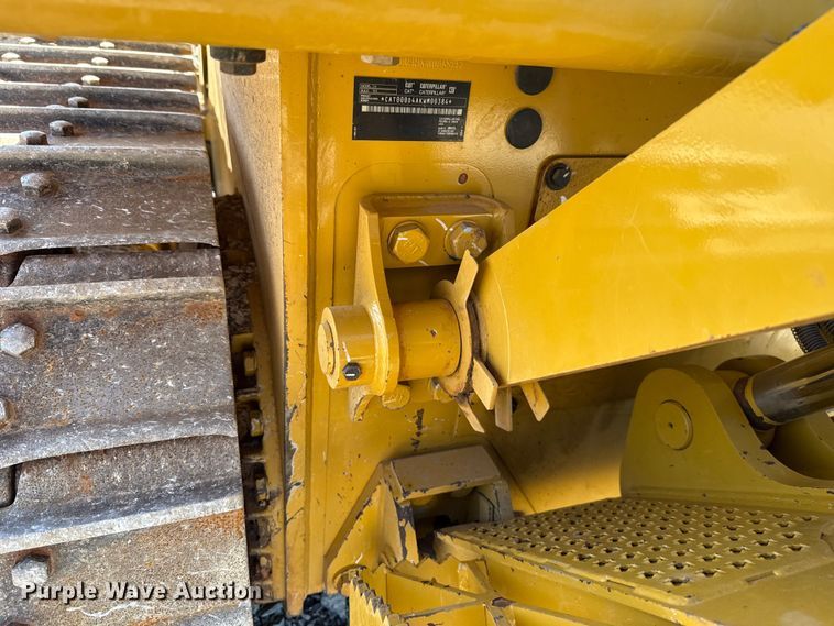 image for item ET6138 2022 Caterpillar D4 dozer