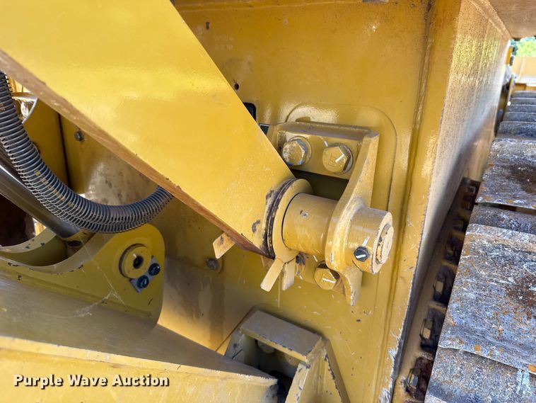 image for item ET6138 2022 Caterpillar D4 dozer