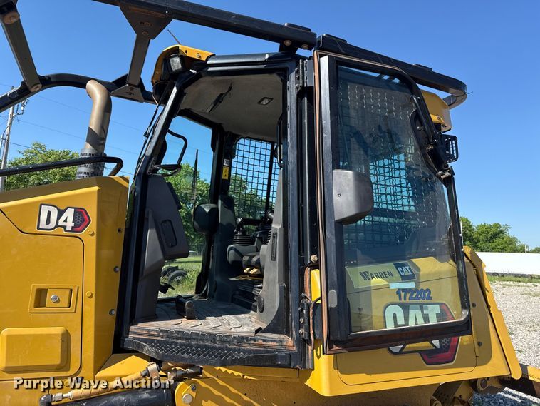 image for item ET6138 2022 Caterpillar D4 dozer