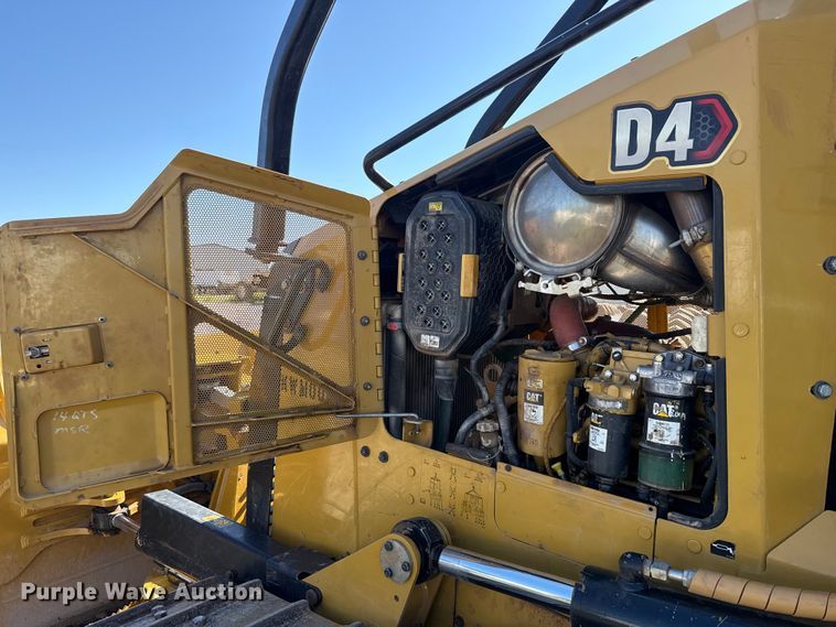 image for item ET6138 2022 Caterpillar D4 dozer