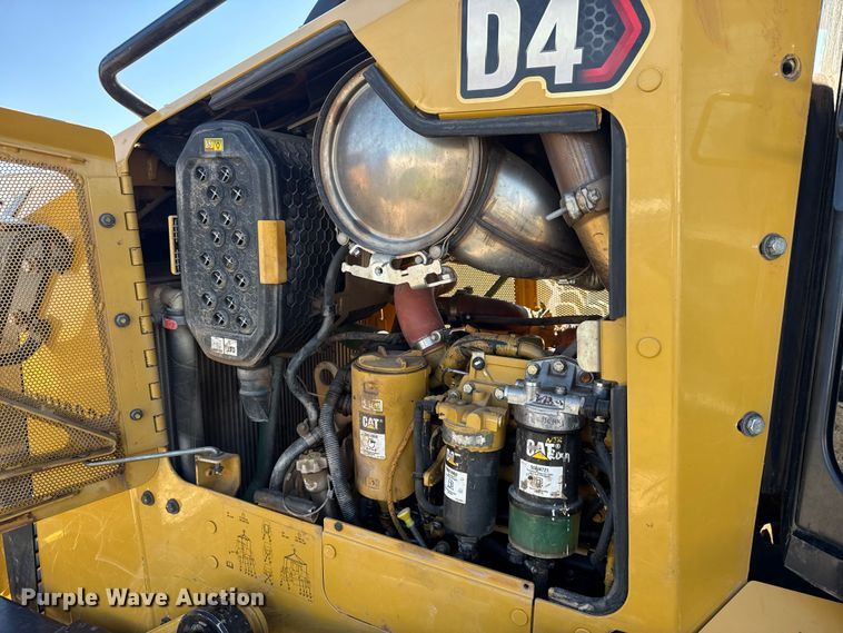 image for item ET6138 2022 Caterpillar D4 dozer
