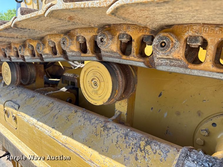 image for item ET6138 2022 Caterpillar D4 dozer