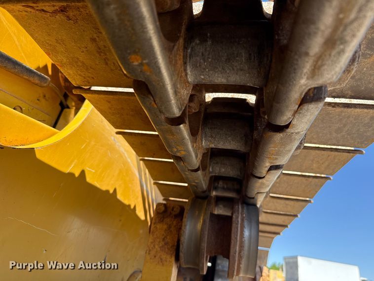 image for item ET6138 2022 Caterpillar D4 dozer