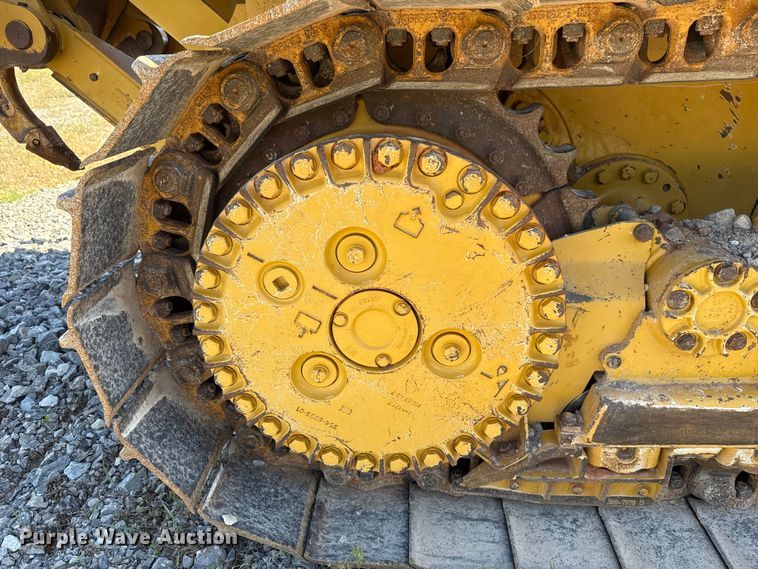image for item ET6138 2022 Caterpillar D4 dozer