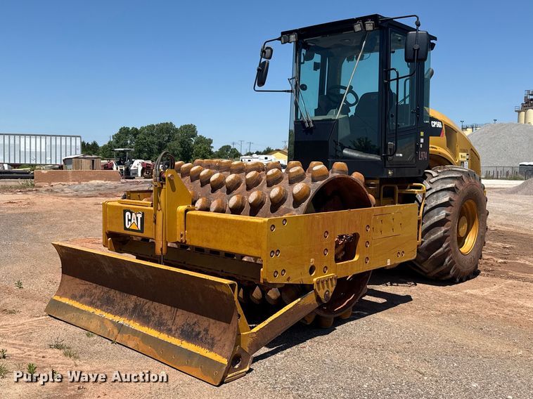 image for item ET6139 2018 Caterpillar CP56B single drum vibratory roller
