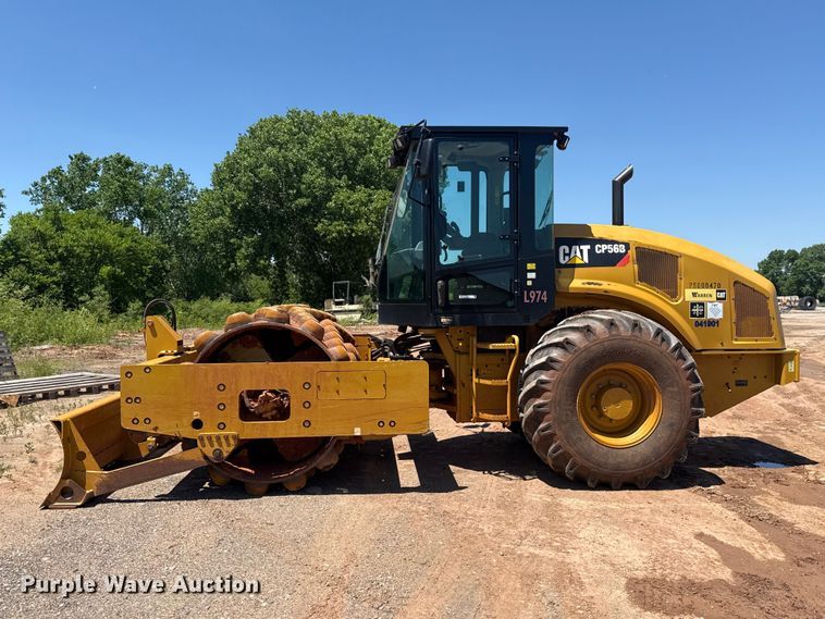 image for item ET6139 2018 Caterpillar CP56B single drum vibratory roller