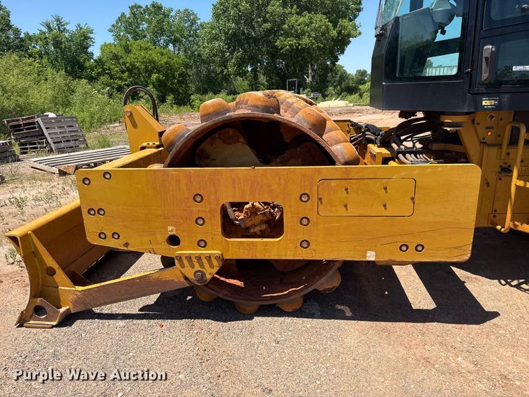 image for item ET6139 2018 Caterpillar CP56B single drum vibratory roller