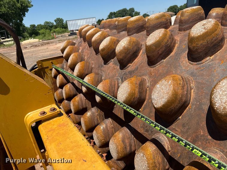 image for item ET6139 2018 Caterpillar CP56B single drum vibratory roller