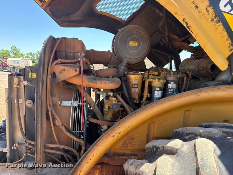 image for item ET6139 2018 Caterpillar CP56B single drum vibratory roller