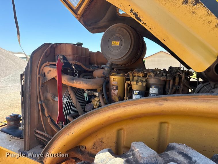 image for item ET6139 2018 Caterpillar CP56B single drum vibratory roller