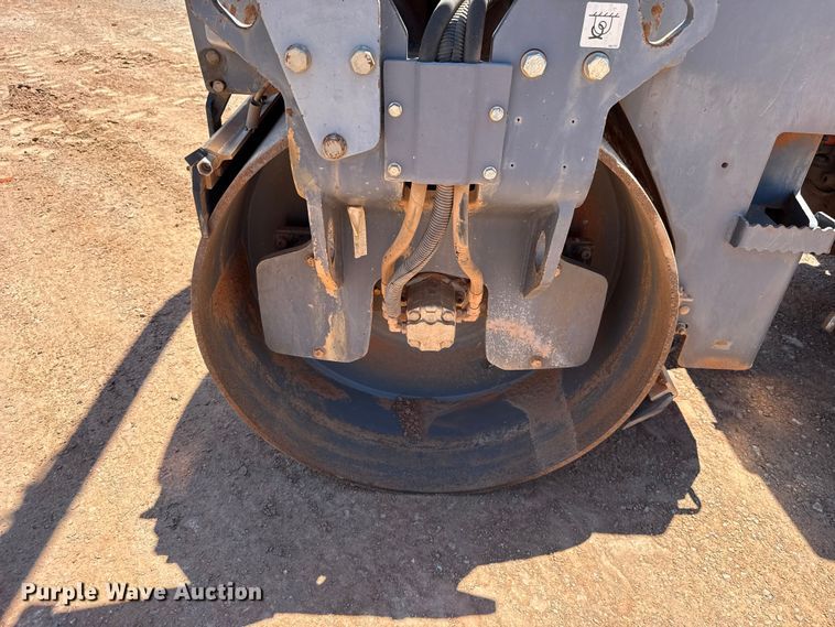 image for item ET6141 2017 Dynapac CC1300 double drum vibratory roller