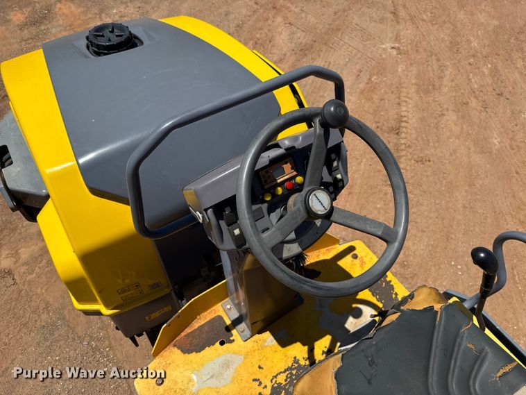 image for item ET6141 2017 Dynapac CC1300 double drum vibratory roller