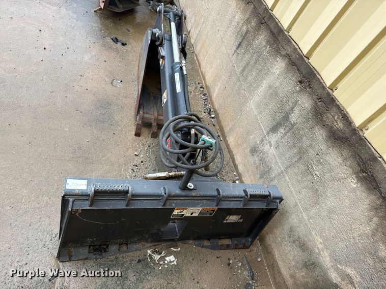 image for item ET6236 FFC LAF2301-0022 skid steer backhoe