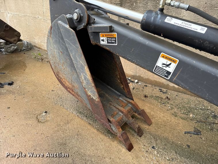 image for item ET6236 FFC LAF2301-0022 skid steer backhoe