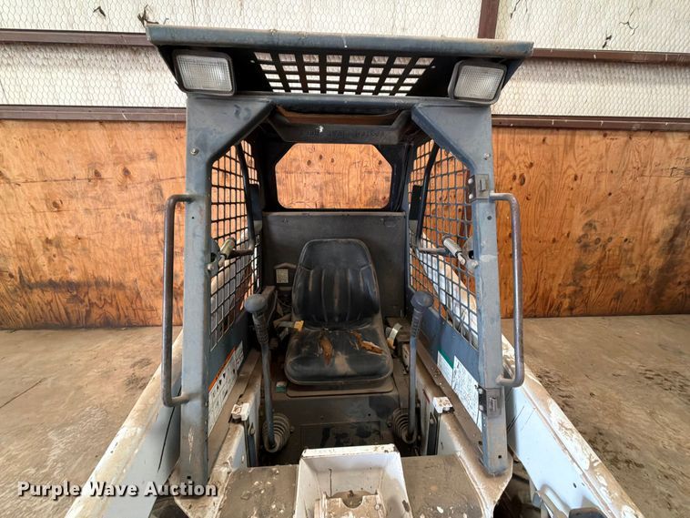 image for item ET6238 1999 Bobcat 751 skid steer loader