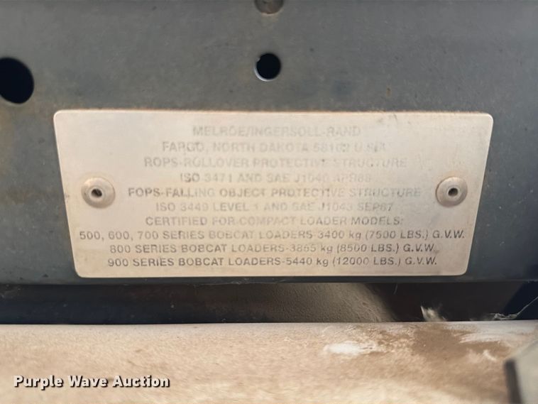 image for item ET6238 1999 Bobcat 751 skid steer loader