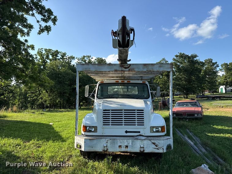 image for item ET6243 1996 International 4700 bucket truck