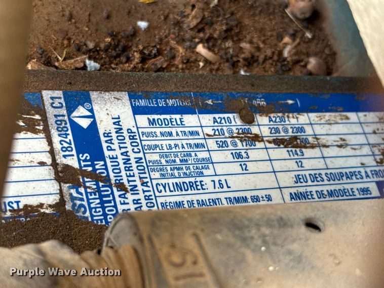 image for item ET6243 1996 International 4700 bucket truck