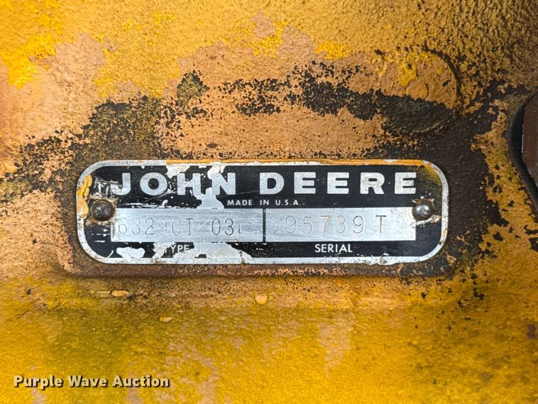 image for item ET6245 1977 John Deere 570-A motor grader