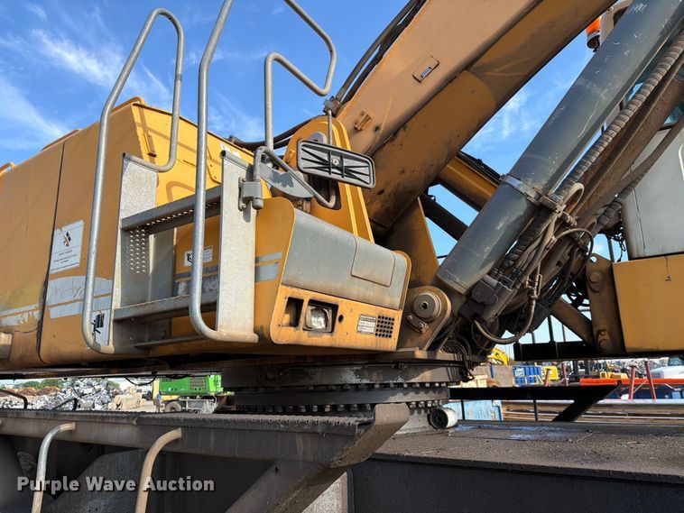 image for item ET6246 Liebherr 944 wheeled excavator