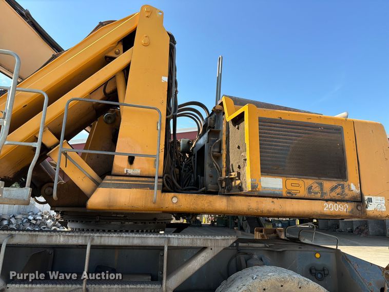 image for item ET6246 Liebherr 944 wheeled excavator