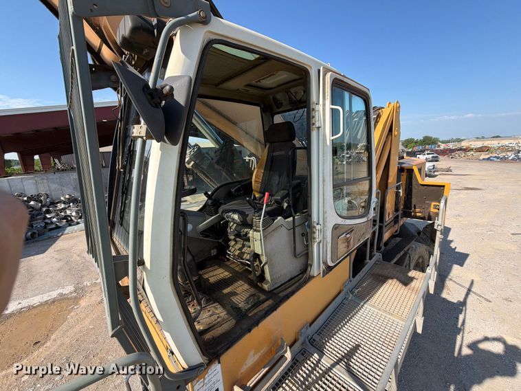 image for item ET6246 Liebherr 944 wheeled excavator