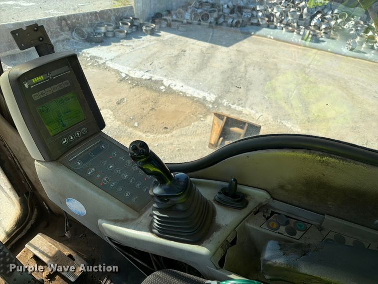 image for item ET6246 Liebherr 944 wheeled excavator
