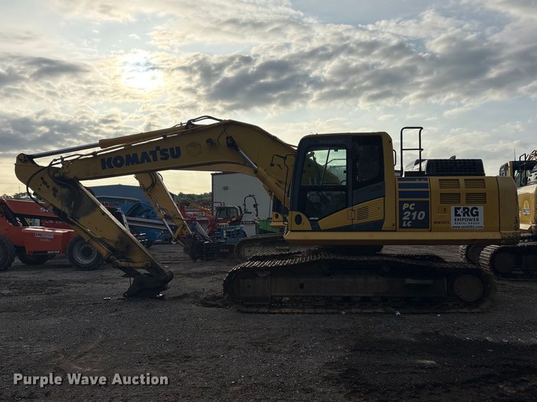 image for item EU5566 2018 Komatsu PC210LC-11 excavator