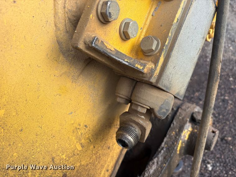 image for item EU5566 2018 Komatsu PC210LC-11 excavator