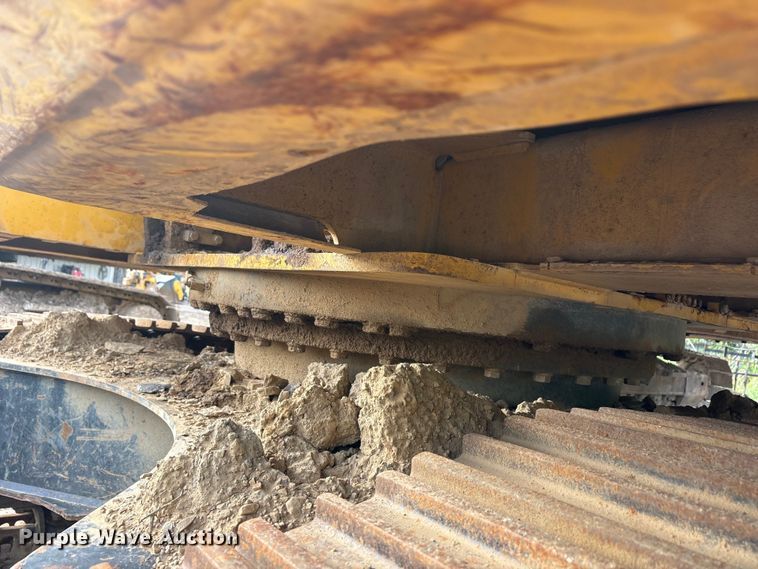 image for item EU5566 2018 Komatsu PC210LC-11 excavator