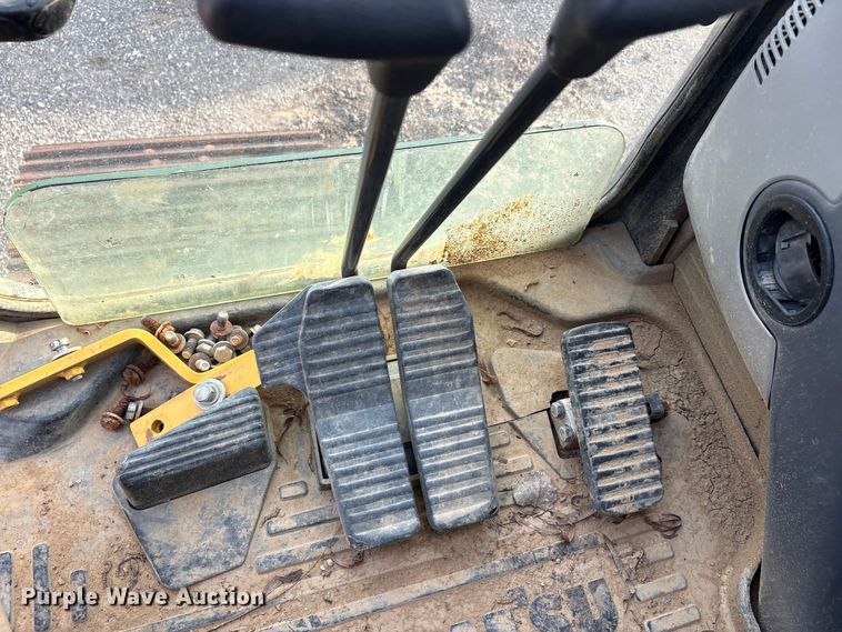 image for item EU5566 2018 Komatsu PC210LC-11 excavator