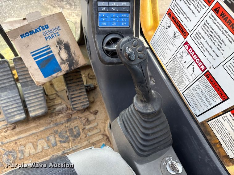 image for item EU5566 2018 Komatsu PC210LC-11 excavator
