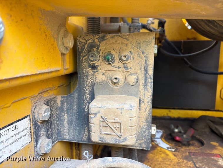 image for item EU5566 2018 Komatsu PC210LC-11 excavator