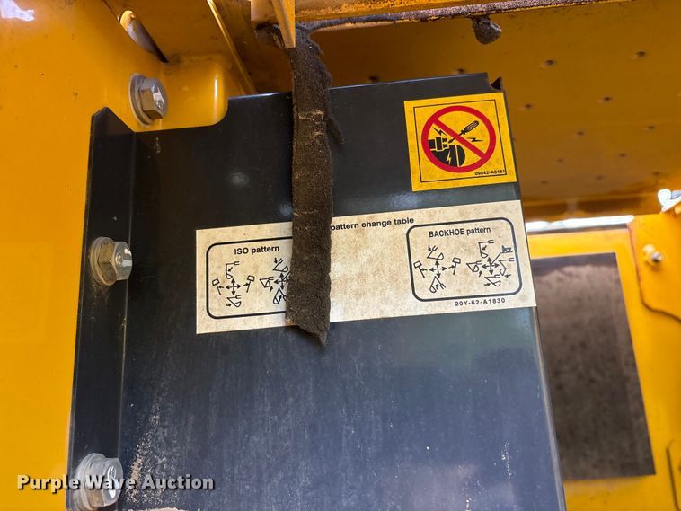 image for item EU5566 2018 Komatsu PC210LC-11 excavator