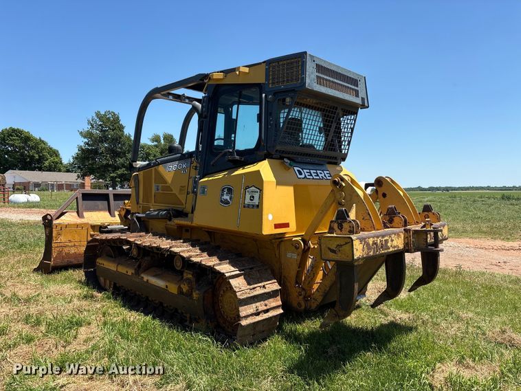 image for item EU5573 2013 John Deere 700K XLT dozer