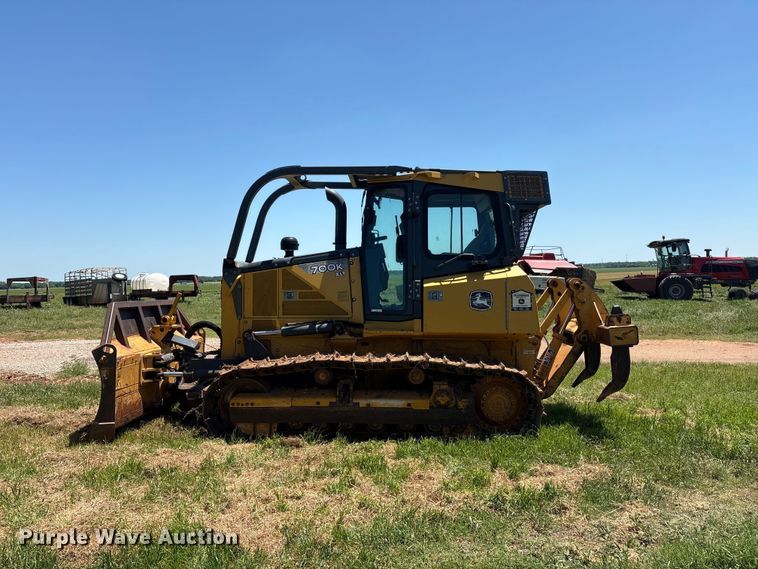 image for item EU5573 2013 John Deere 700K XLT dozer