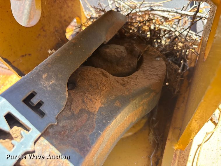 image for item EU5573 2013 John Deere 700K XLT dozer