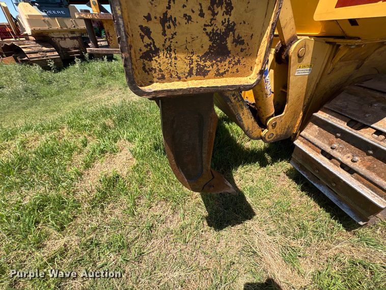 image for item EU5573 2013 John Deere 700K XLT dozer