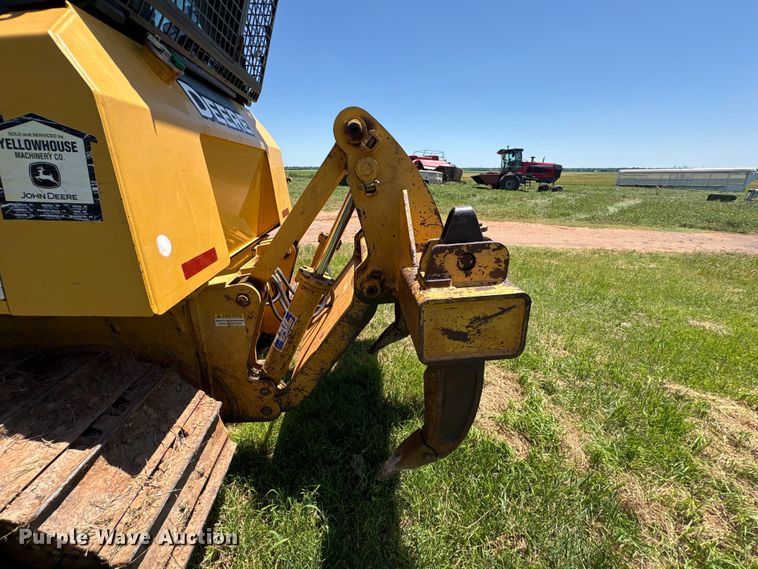image for item EU5573 2013 John Deere 700K XLT dozer