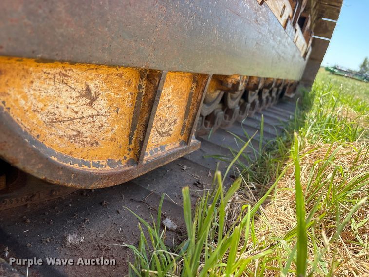image for item EU5573 2013 John Deere 700K XLT dozer