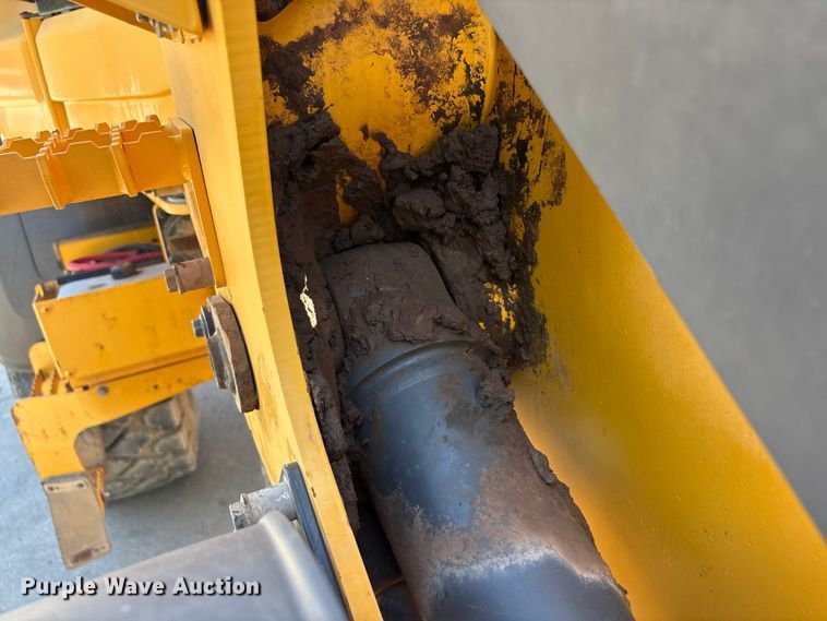 image for item EU5593 2012 Volvo L70G wheel loader