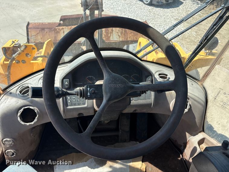 image for item EU5593 2012 Volvo L70G wheel loader