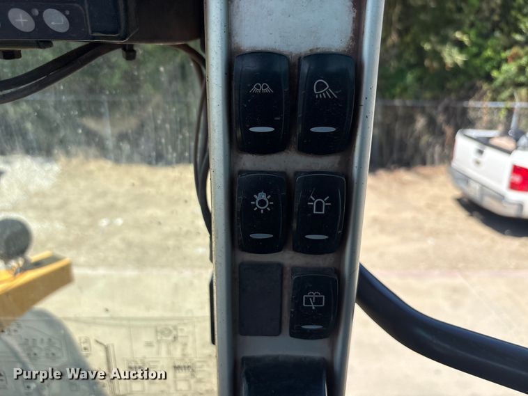 image for item EU5593 2012 Volvo L70G wheel loader
