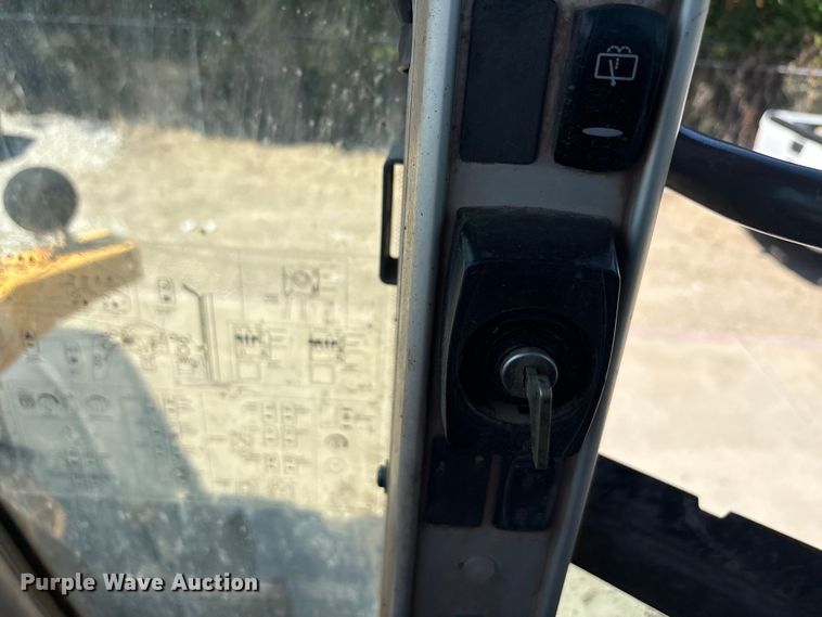 image for item EU5593 2012 Volvo L70G wheel loader