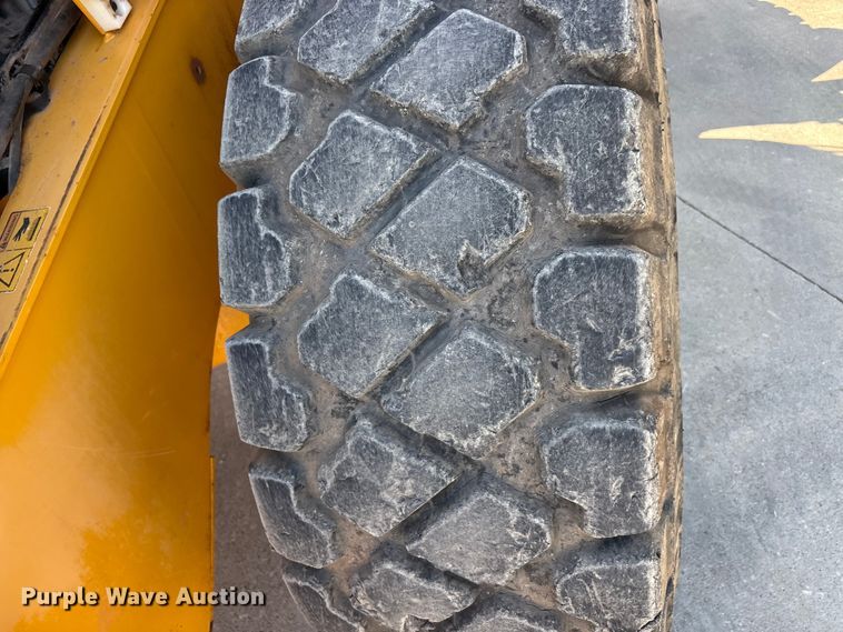 image for item EU5593 2012 Volvo L70G wheel loader