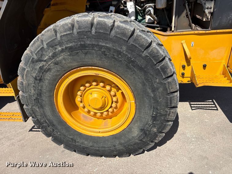 image for item EU5593 2012 Volvo L70G wheel loader