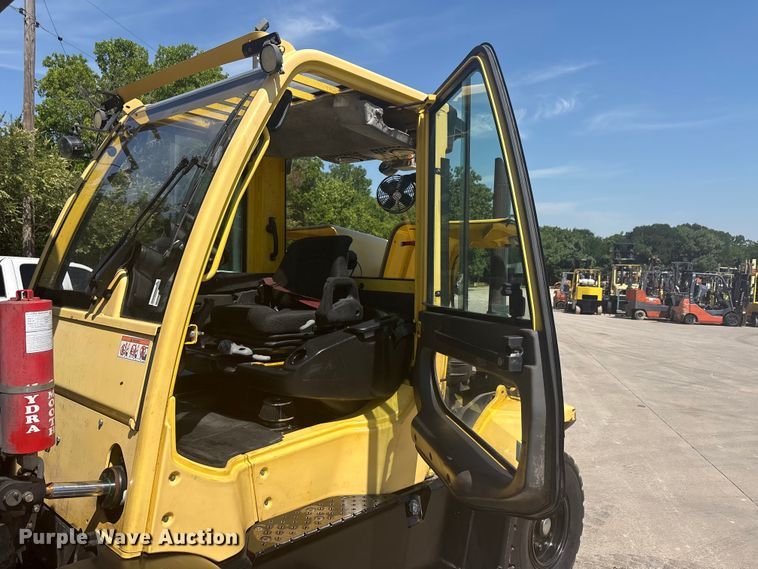 image for item EU5594 2019 Hyster H155FT forklift