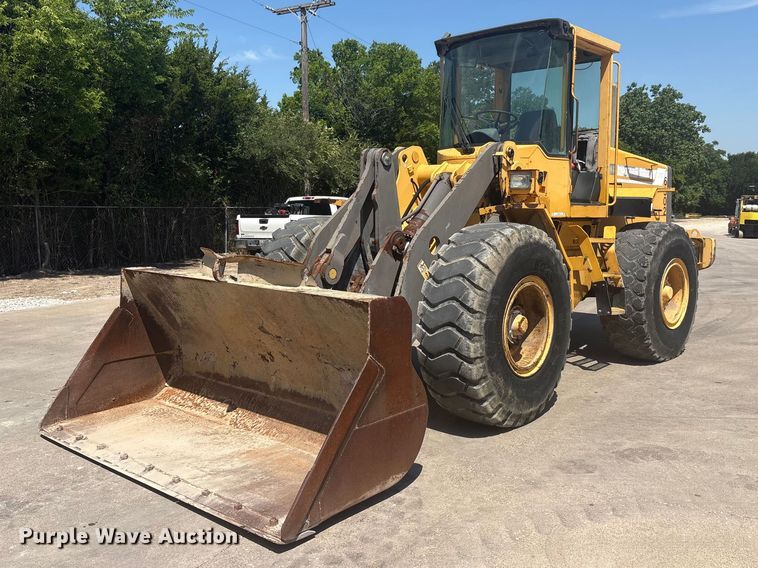 image for item EU5595 1997 Volvo L70C wheel loader
