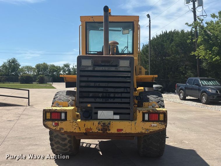 image for item EU5595 1997 Volvo L70C wheel loader