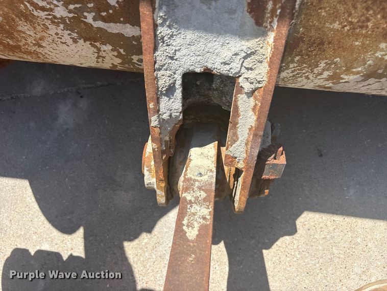 image for item EU5595 1997 Volvo L70C wheel loader